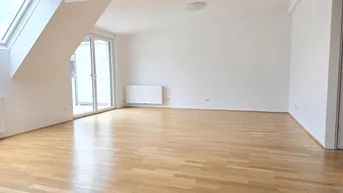 Expose Sehr schicke und herrlich sonnige DG-Wohnung in sehr beliebter Lage