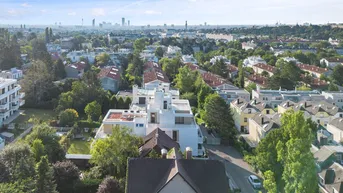 Expose Erstbezug: Exklusive Penthouse-Maisonette mit 137 m²-Terrasse, Fernblick &amp; Pool