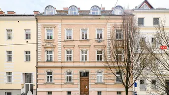 Expose Komfortable Altbau Wohnung im Zentrum