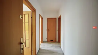 Expose Komfortable Altbau Wohnung im Zentrum