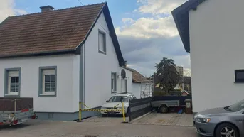 Expose Fast geschenkt für Nur 360.000.- Nettes Haus in sehr guter Kremser Lage mit 2 unabhängigen Eingängen