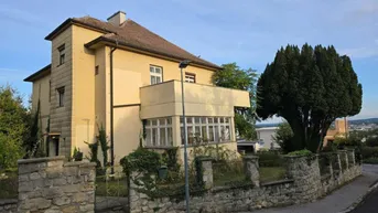 Expose Altbauvilla im Zentrum vom Eisenstädter Villenviertel mit besonderer Atmosphäre zu verkaufen