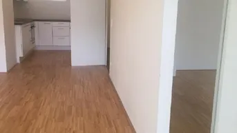 Expose schöne 2 Zimmerwohnung mit Balkon zu vermieten