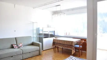 Expose AUSSICHTS- FERIENWOHNUNG inkl. Westloggia und Parkplatz in unverbaubarer sonniger Lage von Bad Gastein mit Blick auf den Golfplatz Gastein