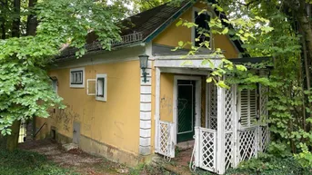 Expose Idyllischer Baugrund 700 m² für ein Haus plus ein vorhandenes Nebengebäude!