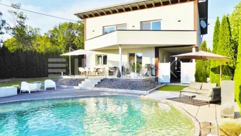 Expose Möblierter Wohntraum mit Garten, Pool und Whirlpool