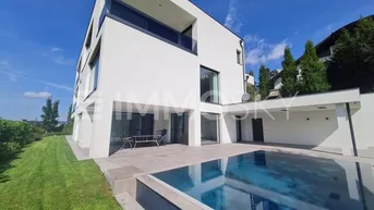 Expose Grandiose Villa in Bestlage mit vielen Extras!