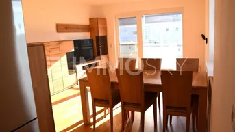 Expose Bezaubernder LOFT-Wohntraum barrierefrei - beste Infrastruktur und TG