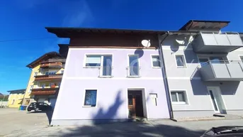 Expose JETZT ZU TOP PREIS: Großzügiges Familienhaus mit Einliegerwohnung