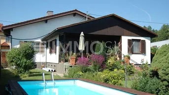 Expose Charmantes Familienjuwel in Toplage - mit Pool, Keller, Garage.......