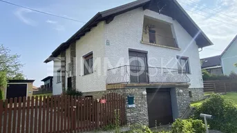 Expose Gemütliches Wohnhaus mit Garage und großer Halle!