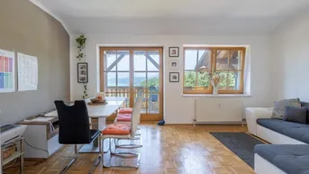 Expose Lichtdurchflutete Dachgeschosswohnung mit Seeblick!