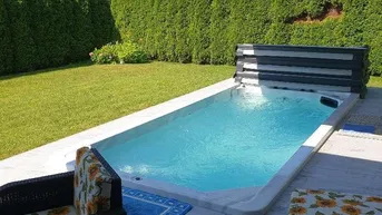 Expose Bungalow mit Pool