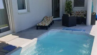 Expose Bungalow mit Pool
