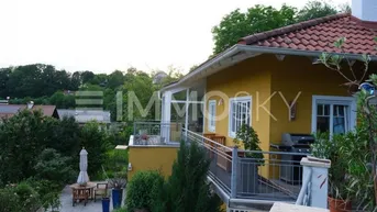 Expose Elegante Villa mit großer Dachterrasse und energieeffizienter Technik