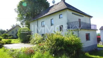 Expose FAMILIENDOMIZIL MIT POTENTIAL - 2 WOHNEINHEITEN, 2 GARAGEN,