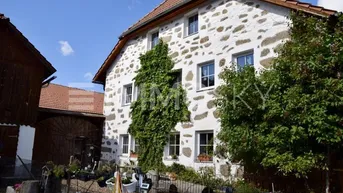 Expose Idyllischer HOF für Landwirtschaft, Mostheurigen, Gästezimmer