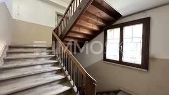 Expose Multifunktionshalle - altes Wohnhaus - Event Altbau