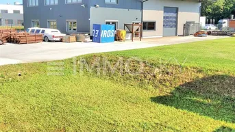 Expose Top Invest! moderne Büros, 2 Ebenen; 1 Lagerhalle und Parkflächen