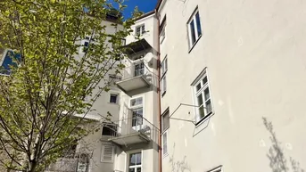 Expose Helle Altbauwohnung mit Charme und optimaler Raumaufteilung