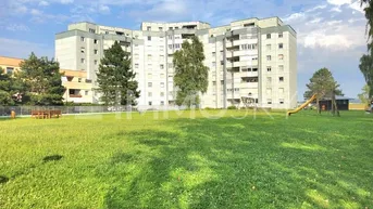 Expose Wohnen im Grünen mit Loggia, 4 Schlafzimmer nahe Ausee in Asten