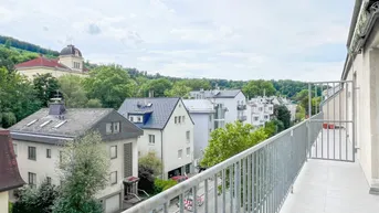 Expose Renovierungsbedürftige 4-Zimmer-Terrassenwohnung bei U4, Garage optional