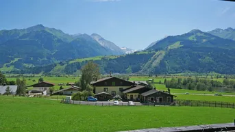 Expose *TRAUMAUSBLICK aufs Kitzsteinhorn* TOP ANLAGE *touristische Vermietungsmöglichkeit*