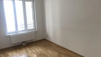 Expose City-Living mit großem Balkon - Zweitbezug