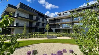 Expose ERSTBEZUG: Penthouse-Traum in absoluter Grünruhelage und zugleich die Nähe zu Wien.