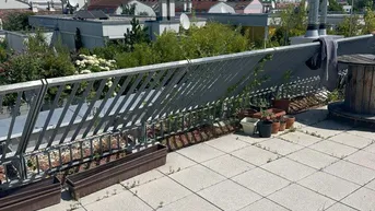 Expose Spät-Sommer auf der großen Dachterrasse genießen - Nähe Kirchenplatz Atzgersdorf.