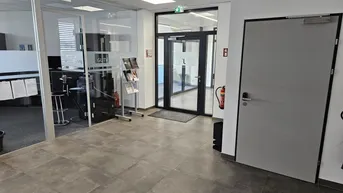 Expose Großzügige Bürofläche in exklusivem Gewerbeobjekt!