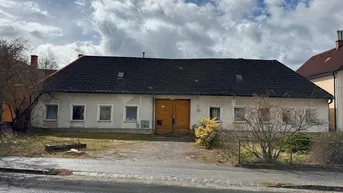 Expose Sanierungsbedürftiges Landhaus