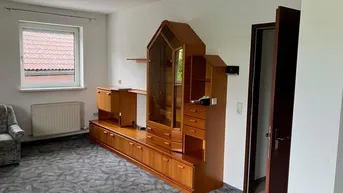 Expose Teilmöblierte 2 Zimmerwohnung Nähe Schloss Traun