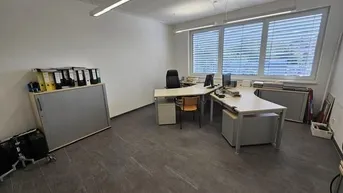 Expose MODERNE BÜRORÄUMLICHKEITEN IM CO WORKING SPACE - ALL INKLUSIVE ANMIETUNG MÖGLICH