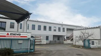 Expose Pfaffstätten: Gewerbeliegenschaft mit Büro und Hallen zu kaufen
