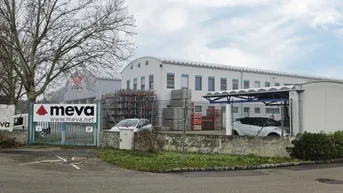 Expose Pfaffstätten: Gewerbeliegenschaft mit Büro und Hallen zu kaufen