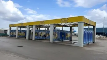 Expose Eisenstadt: Waschcenter – 4 SB-Waschplätze und 4 Pflegeplätze zum Saugen – zu kaufen