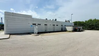 Expose Klagenfurt - Gewerbeliegenschaft zu mieten (Geschäftslokal - Einstellhalle - Freiflächen - Parkplätze)
