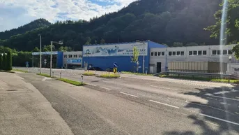 Expose Grödig: Hochregallager / Lagerflächen ca. 4.455 m² in frequenter Lage zu mieten