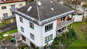 Expose Hausanteil mit Dachbodenausbaumöglichkeit für Ihre Wohnwünsche
