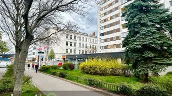 Expose Toller Schnitt! 3-Zimmer plus Loggia beim Alois-Greb-Park