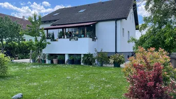 Expose Großfamilie willkommen: neuwertiges Wohnhaus in ruhiger Siedlungslage
