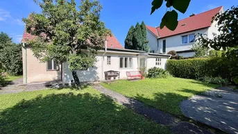 Expose Einfamilienhaus mit Entwicklungspotenzial in ruhiger Grünlage