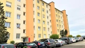 Expose Modern &amp; zentral: 3-Zimmer-Erstbezugswohnung nach Sanierung in St. Valentin