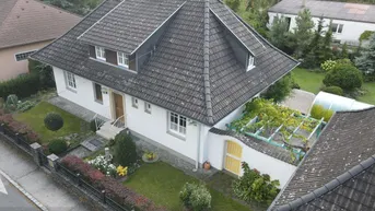 Expose Lebensmittelpunkt für eine Familie, die ein vielfältiges Raum- und Freizeitangebot sucht! 