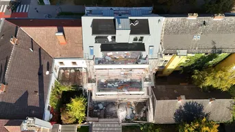 Expose Stilvoll wohnen am Bernaschekplatz – 3-Zimmer-Gartenwohnung mit großzügiger Terrasse und Altbauflair