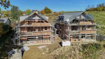 Expose Attraktive 4-Raum Eigentumswohnung im Erdgeschoß mit großem Balkon – Energieeffizient und komfortabel