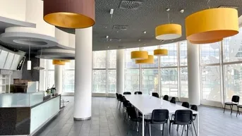 Expose Gastrofläche im Andromeda Tower zu mieten - kleiner Gastgarten möglich