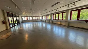 Expose EG Showroom mitten im Industriezentrum unweit von Inzersdorf zu mieten