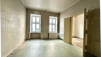 Expose Charmanter Altbau mit großem Potenzial – Sanierungsbedürftige Wohnung in absoluter Bestlage